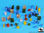 BLACK DOG T35068 - 1:35 Modern plastic cans accessories set
