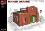 MINIART 35511 - 1:35 Ruined Garage