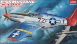 ACADEMY 2225 - 1:72 P-51 C Mustang + jeep