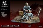 M-MODEL 35125 - 1:35 German Medic & Wounded