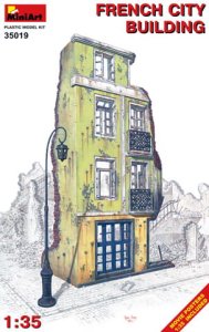 MINIART 35019 - 1:35 French City Building