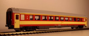 PIKO 97004 - 1:87 Wagon pasażerski 1 KL. serii A9NOU, PL-PKP INTERCITY 51 51 19-70 678-3, Ep.VI